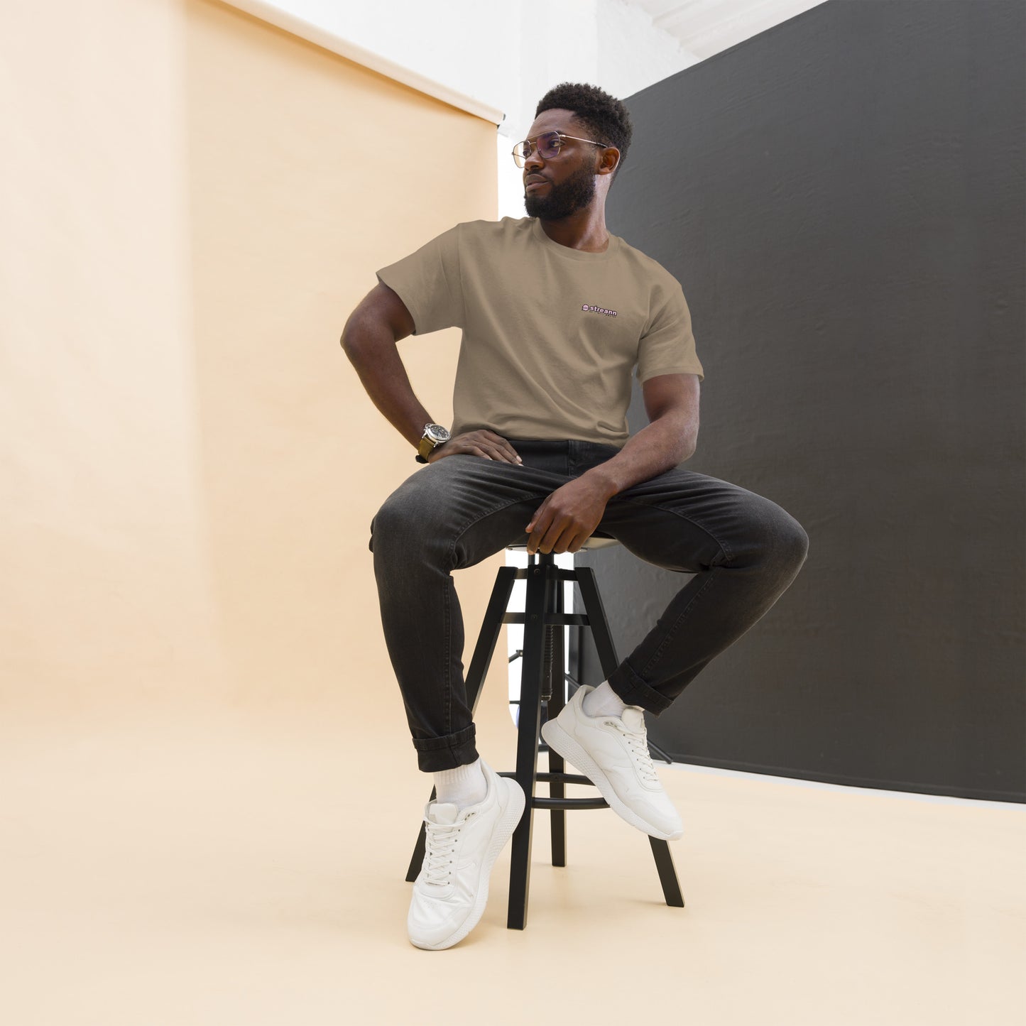 
                  
                    Men's classic tee
                  
                