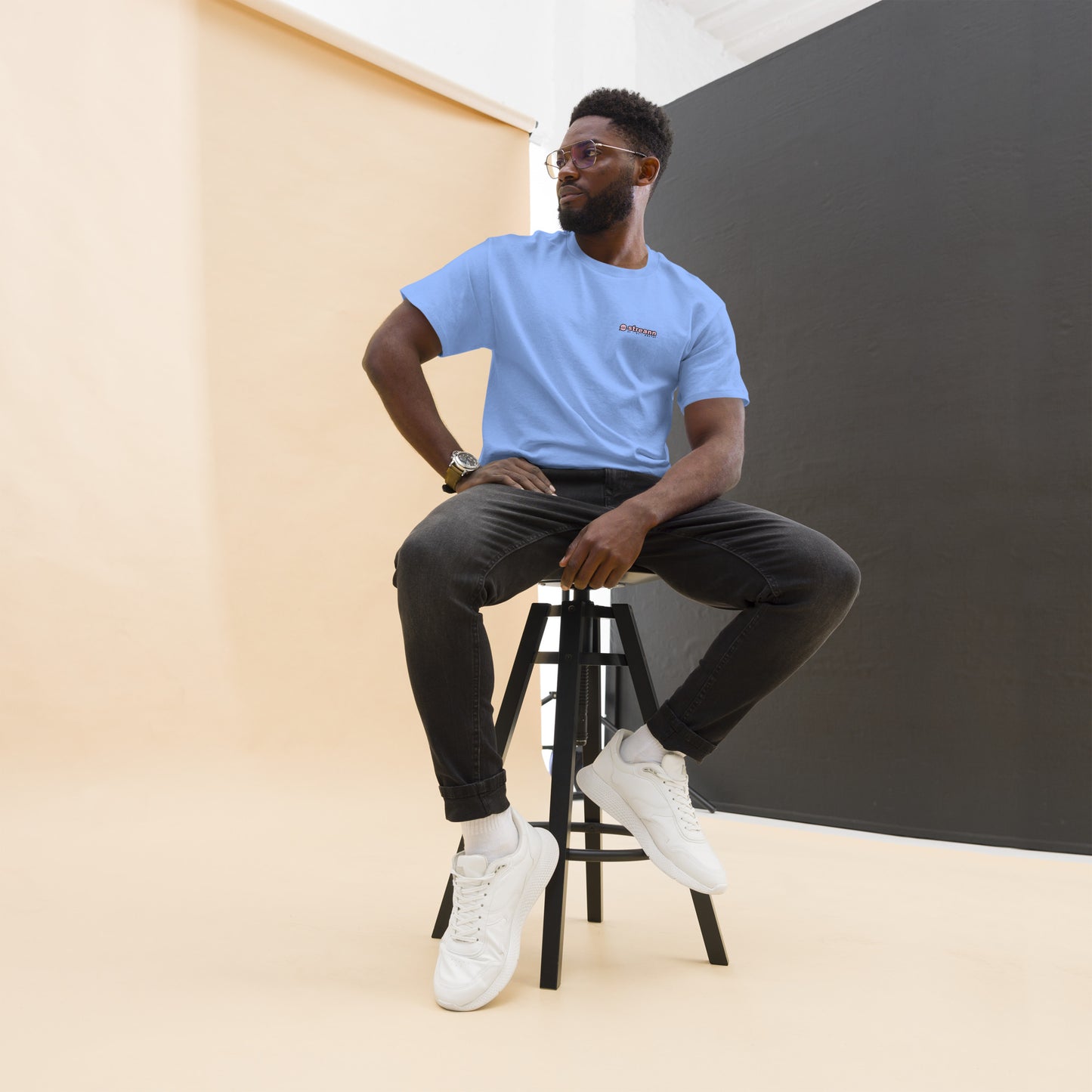 
                  
                    Men's classic tee
                  
                