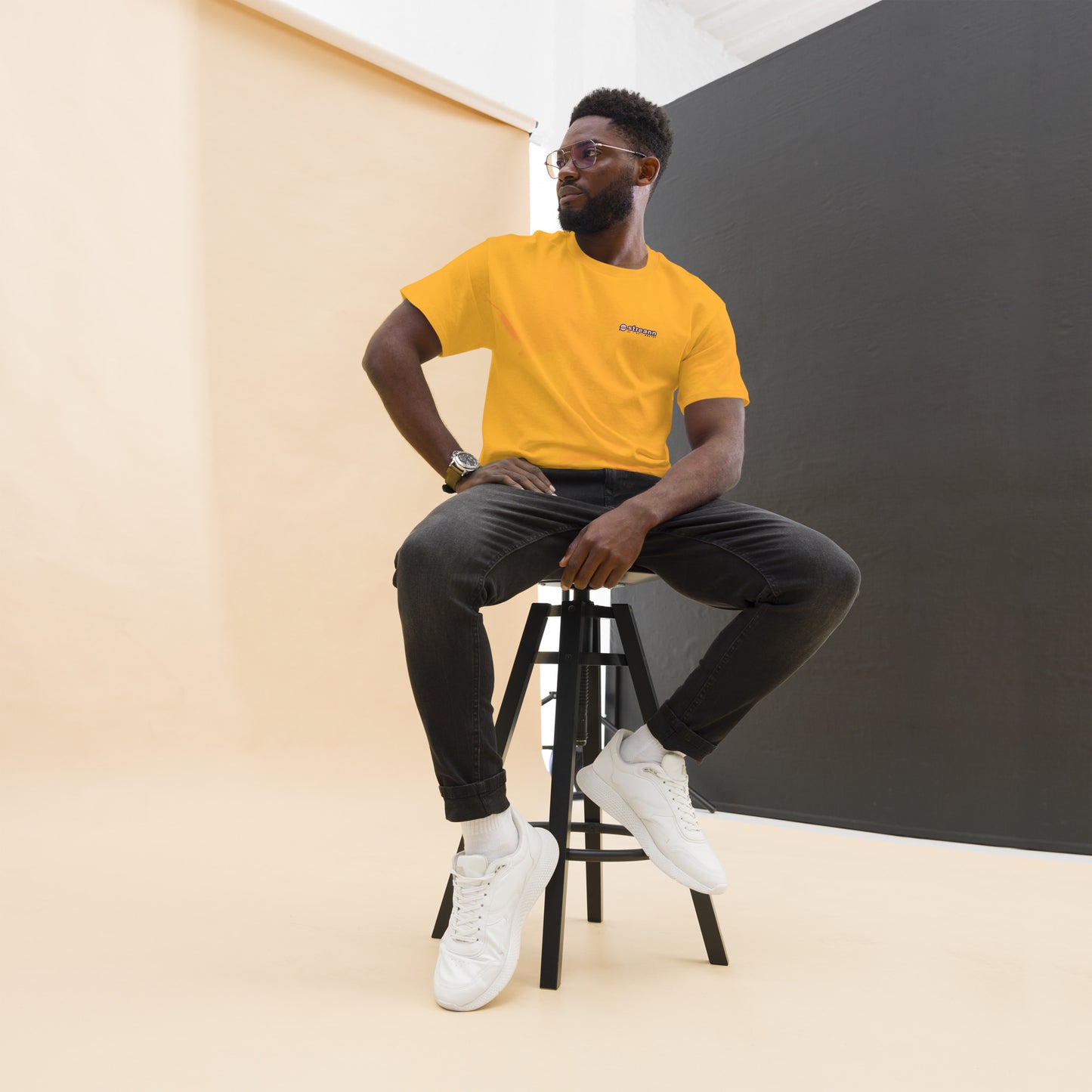 
                  
                    Men's classic tee
                  
                
