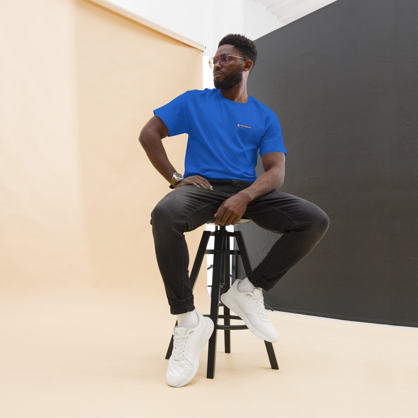
                  
                    Men's classic tee
                  
                